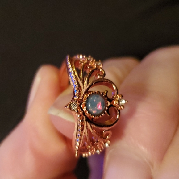 New 2pc 18K Rose Gold Plated Blue Fire Opal White Topaz Crown & Band Set. - Picture 10 of 11